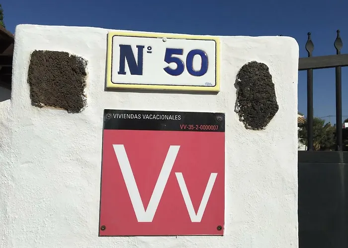 Casa Carlotta * لاجاريس